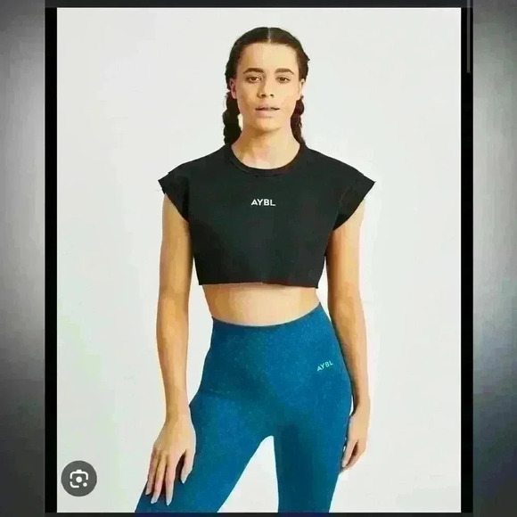 NWT AYBL  Training Crop Top - Black - Picture 1 of 6